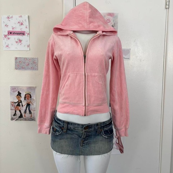 Juicy Couture Y2K Light Pink Velour Zip-Up Hoodie Size S — McBling Aesthetic - Picture 7 of 7